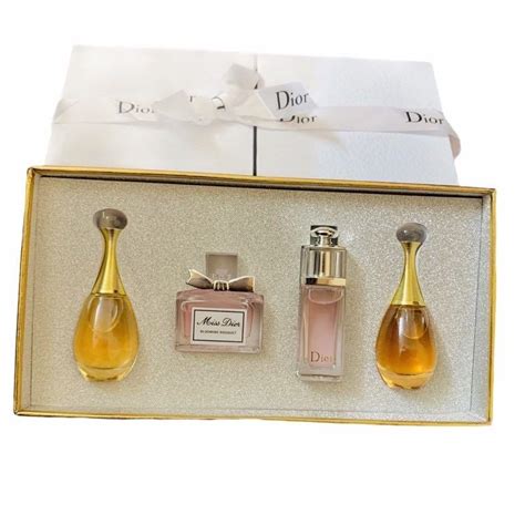 cote miniature parfum dior|dior perfume miniatures gift sets.